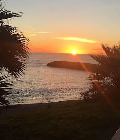 Apartment Charming Beachfront With /wifi Almunecar