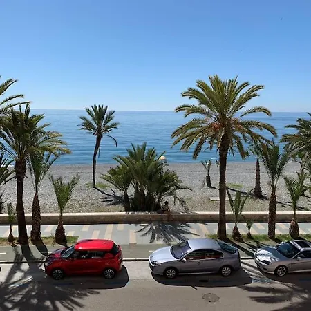 Charming Beachfront With /wifi * Almunecar